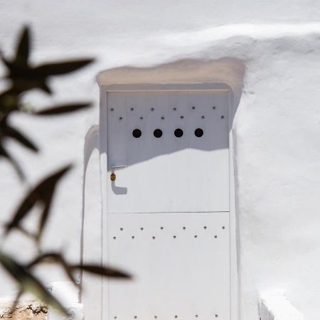 Haroto Suites Tripiti Exteriör bild