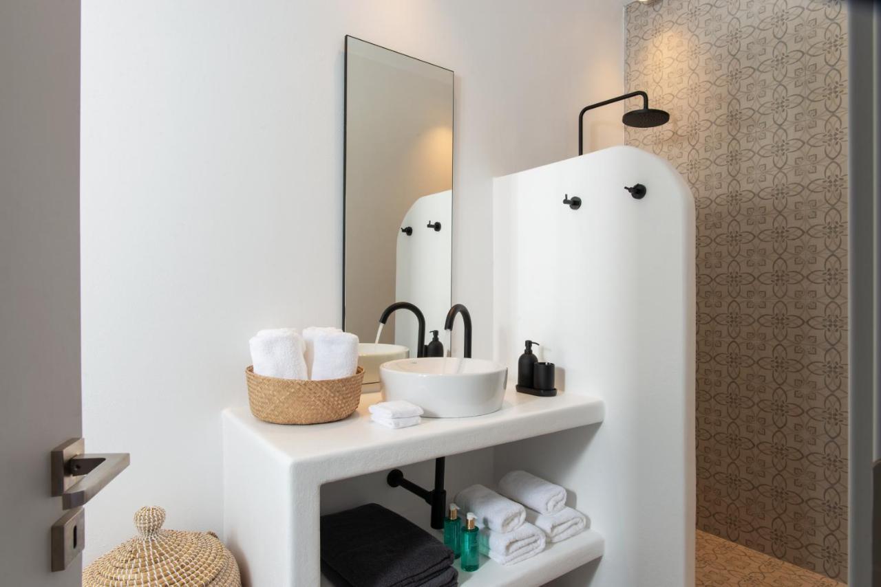 Haroto Suites Tripiti Exteriör bild